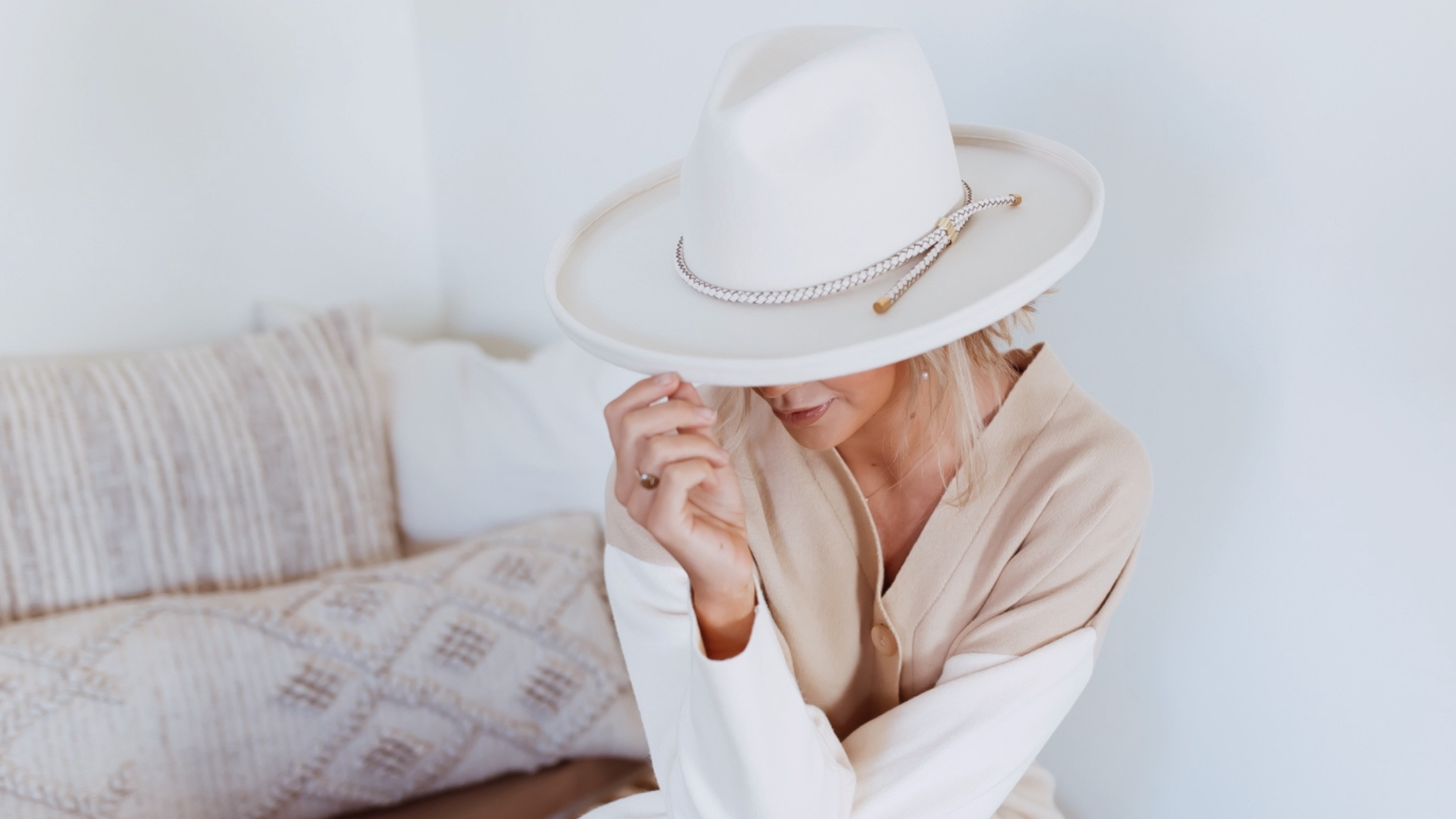 Cara Loren Signature Pre-Order - GIGI PIP