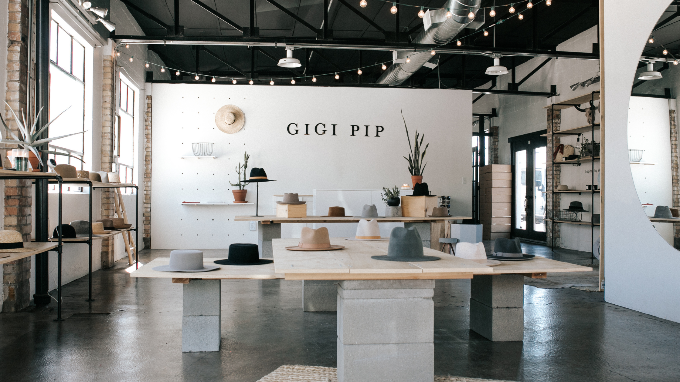 Warehouse Sale - GIGI PIP