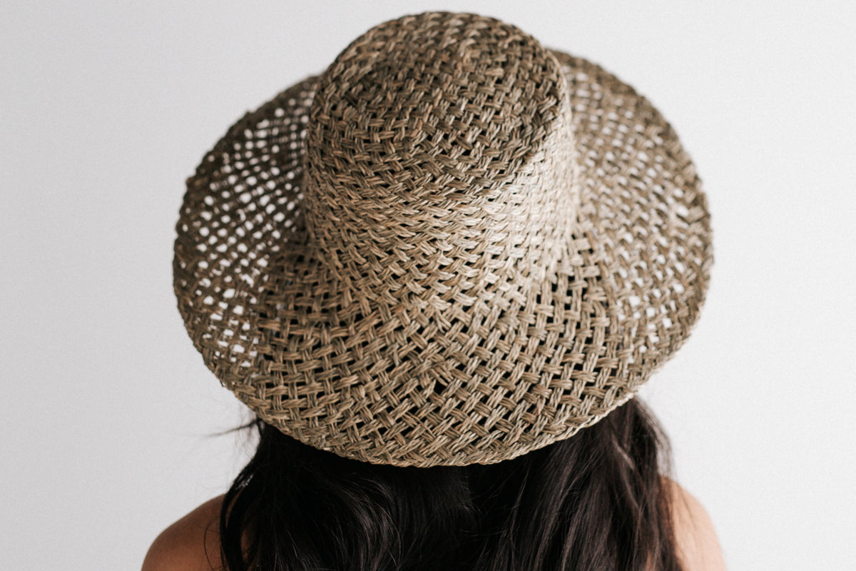 Gigi Pip “Gwen” Oversized/ Wide Brim Straw Hat On Trend: Coolest Summer and Fall Accessories | Dreamong Loud main image 3