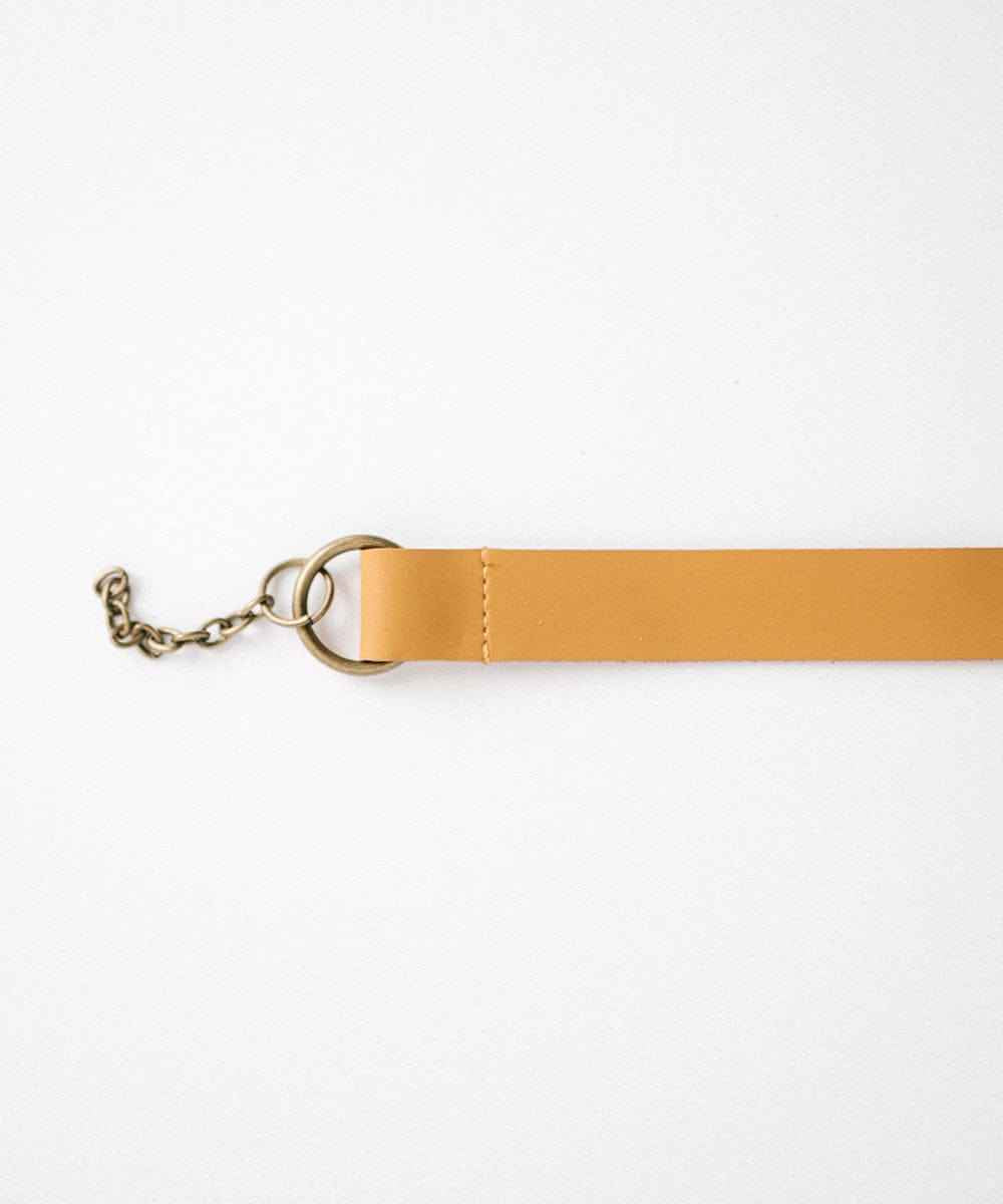 A camel colored leather adjustable chain band on a white background #color_camel