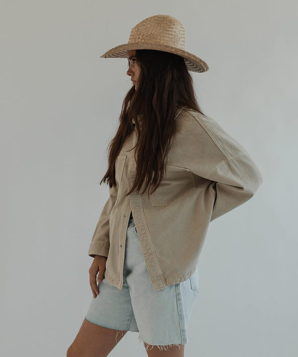 Gigi Pip straw hats for women - Linny Gus Crown -  lightweight Mexican palmilla straw Western hat with a classic Gus crown + wide curve rolled brim, featuring a gold plated metal Gigi Pip pin on the back of the crwon [natural]