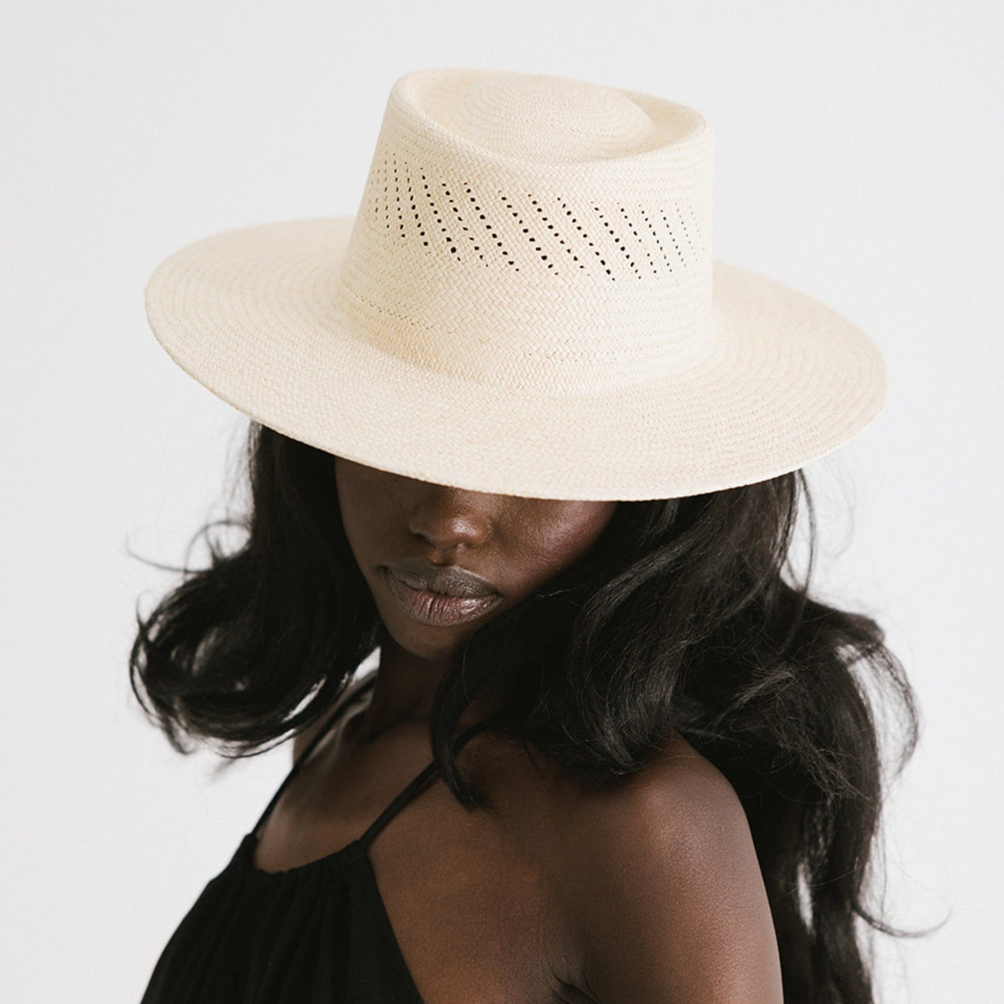 Gigi Pip panama straw for women - Coco Telescope Crown Natural - panama straw telescope crown featuring handwoven venting and a flat brim [natural]