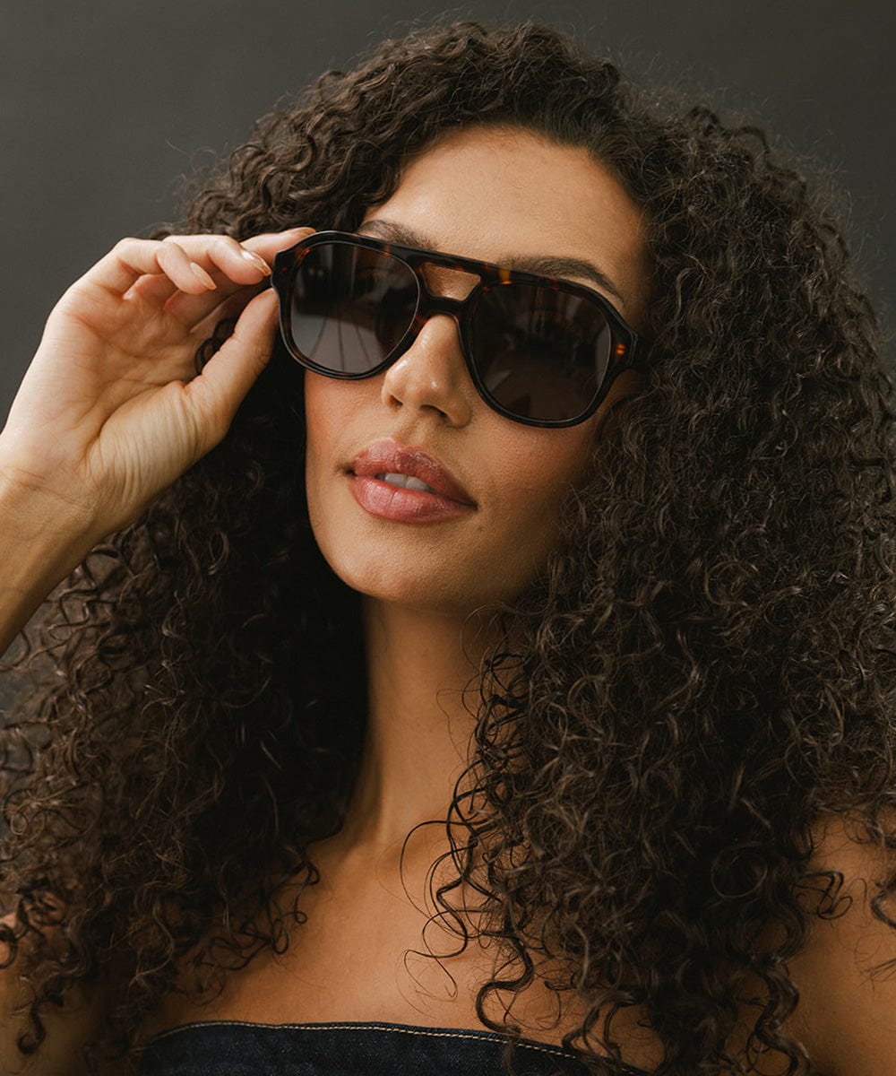 Goldie Aviator Sunglasses - GIGI PIP #color_black