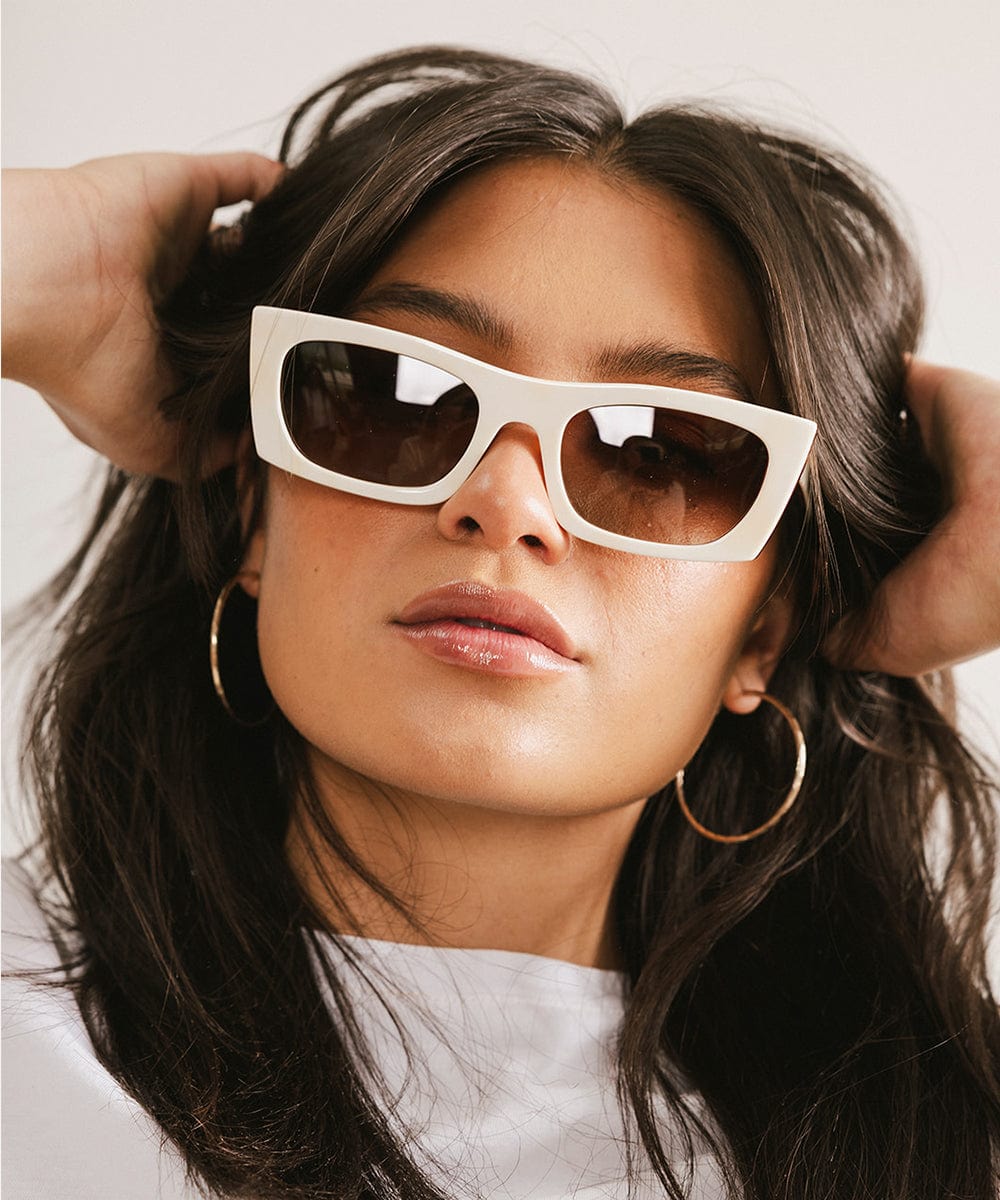 Jackie Rectangle Sunglasses - GIGI PIP #color_white tortoise
