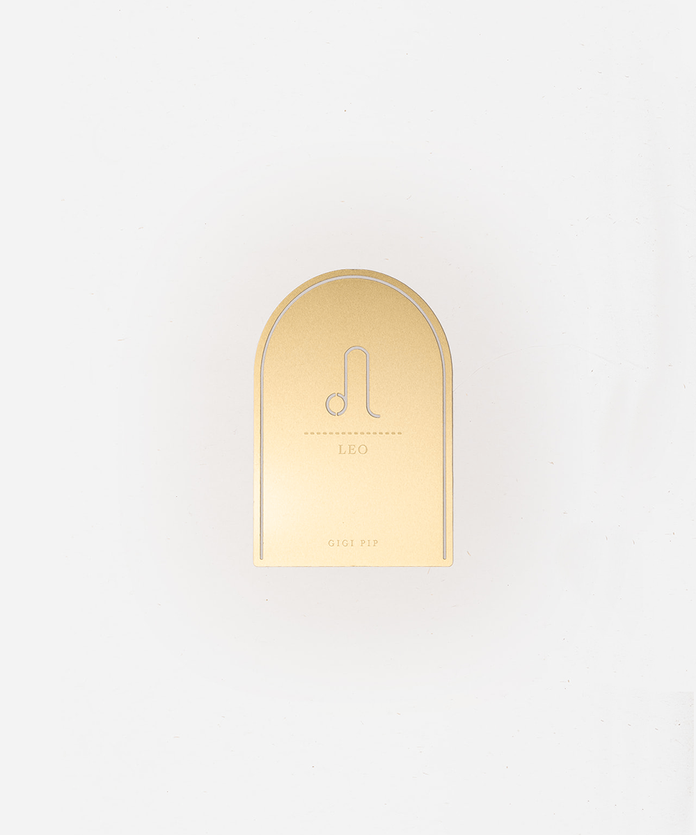 Gold 'Leo' zodiac sign plaque on a light gray background #color_gold