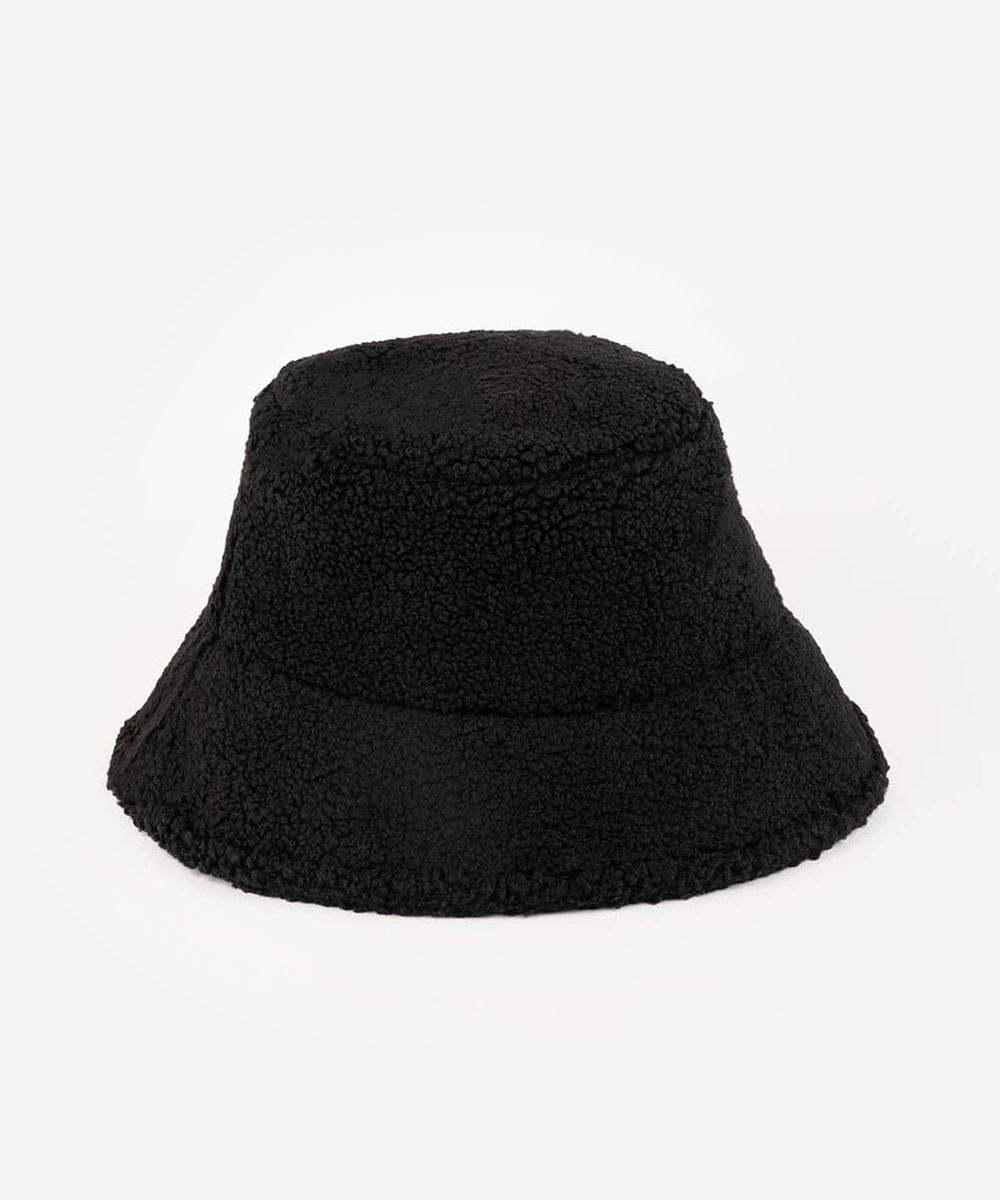 Black sherpa bucket hat on a white background #color_black