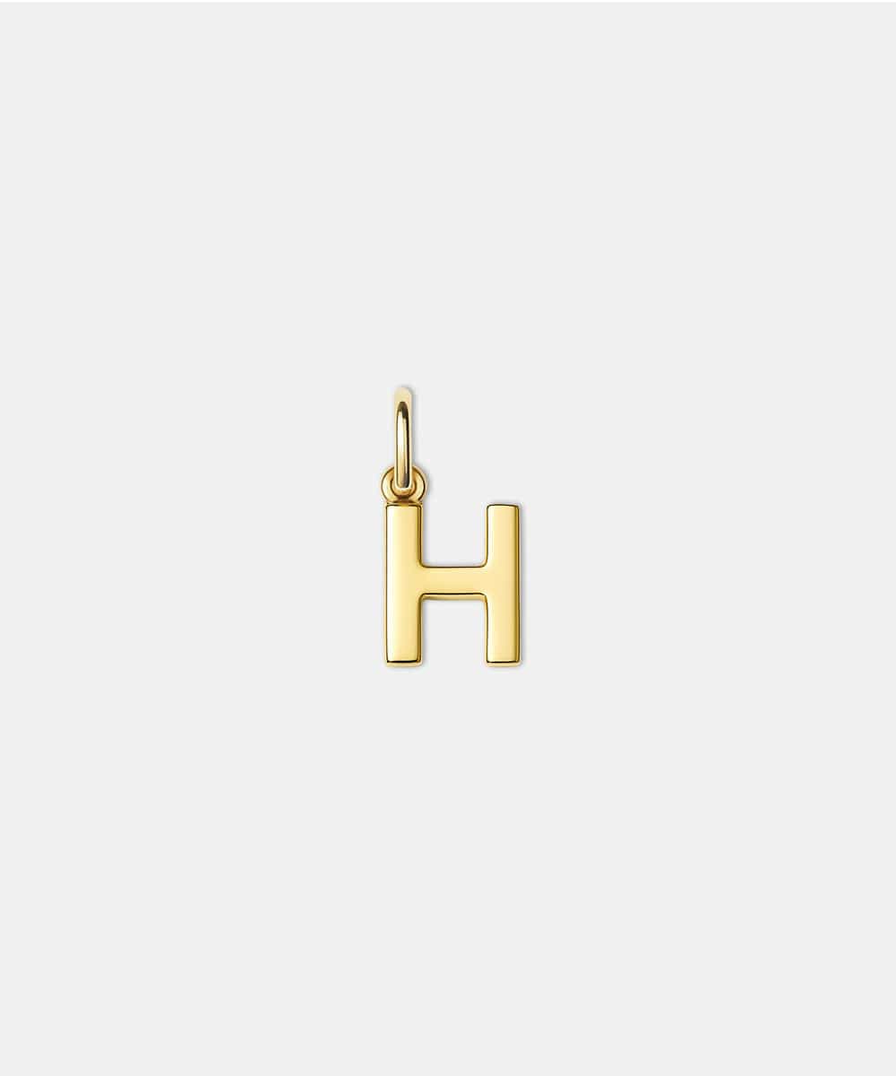 Gold letter 'H' hat charm on a white background #color_gold