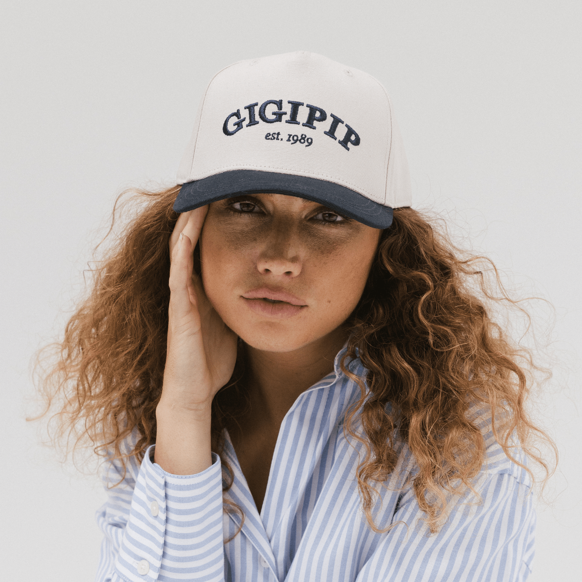 Female best sale trucker hats