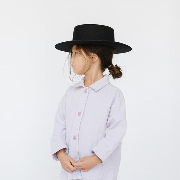 Gigi Pip felt hats for kids - Dahlia Kids Boater - boater-style crown with a stiff, wide flat brim for kids [black]