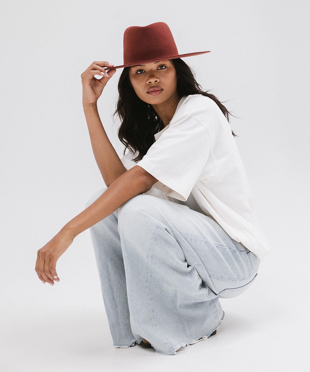 Dakota Triangle Crown Wide Brim Hat - Rusty Red | Australian  display picture 2