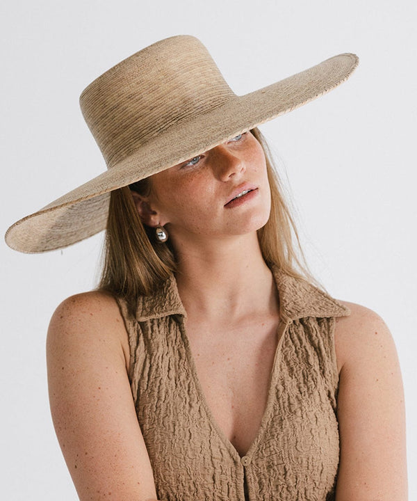 Gigi Pip straw hats for women - 100% mexican palm straw ultra wide flat brim boater sun hat [natural brown]