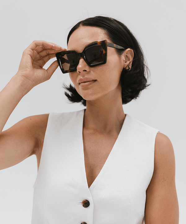 Kat Square Sunglasses GIGI PIP