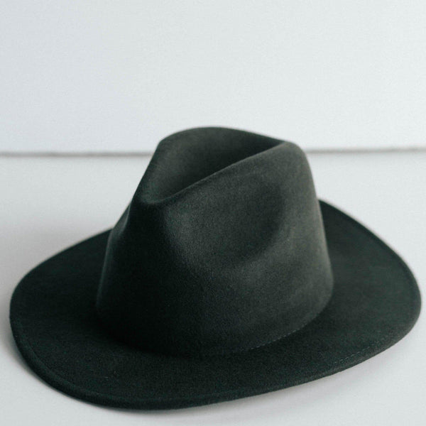 GIGI PIP Hats for Women- Leo Wavy Fedora - Dark Grey-Felt Hats [Dark Grey]